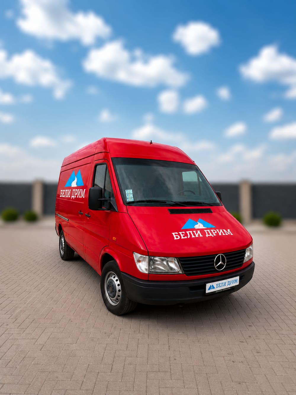 Vozilo Beli Drim u domaćem transportu